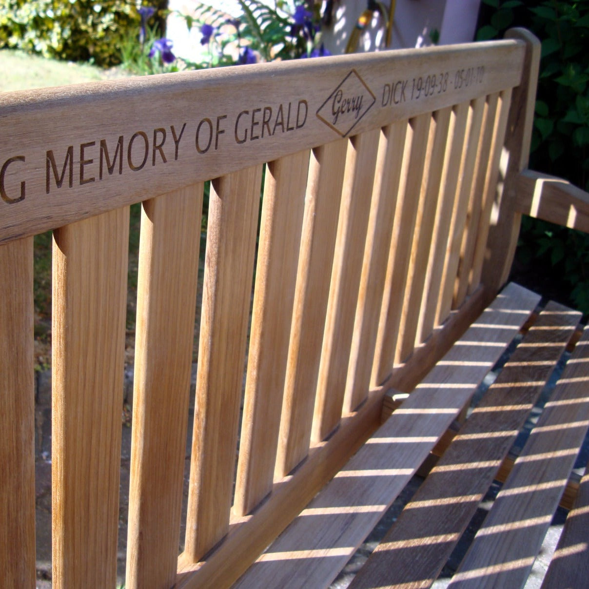 Britannia Memorial Bench 5ft Teak