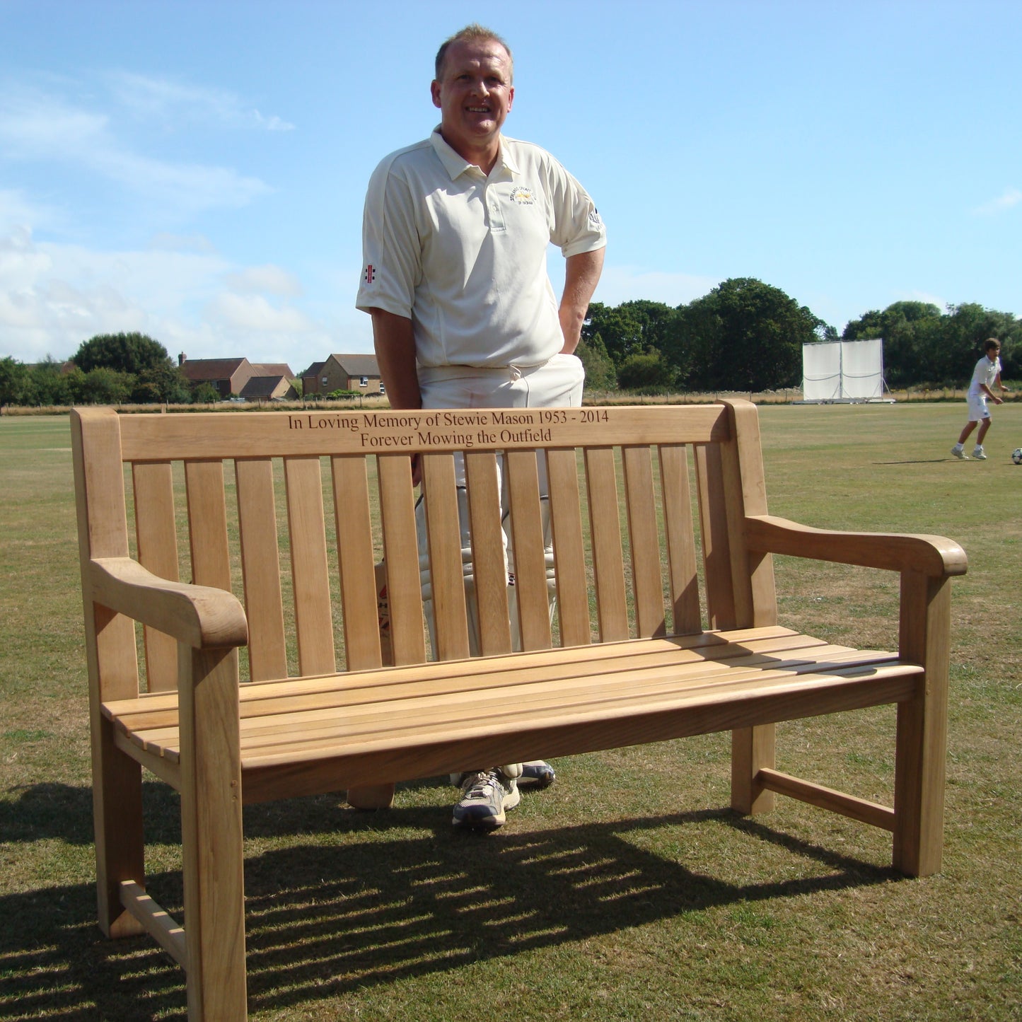 Britannia Memorial Bench 5ft Teak