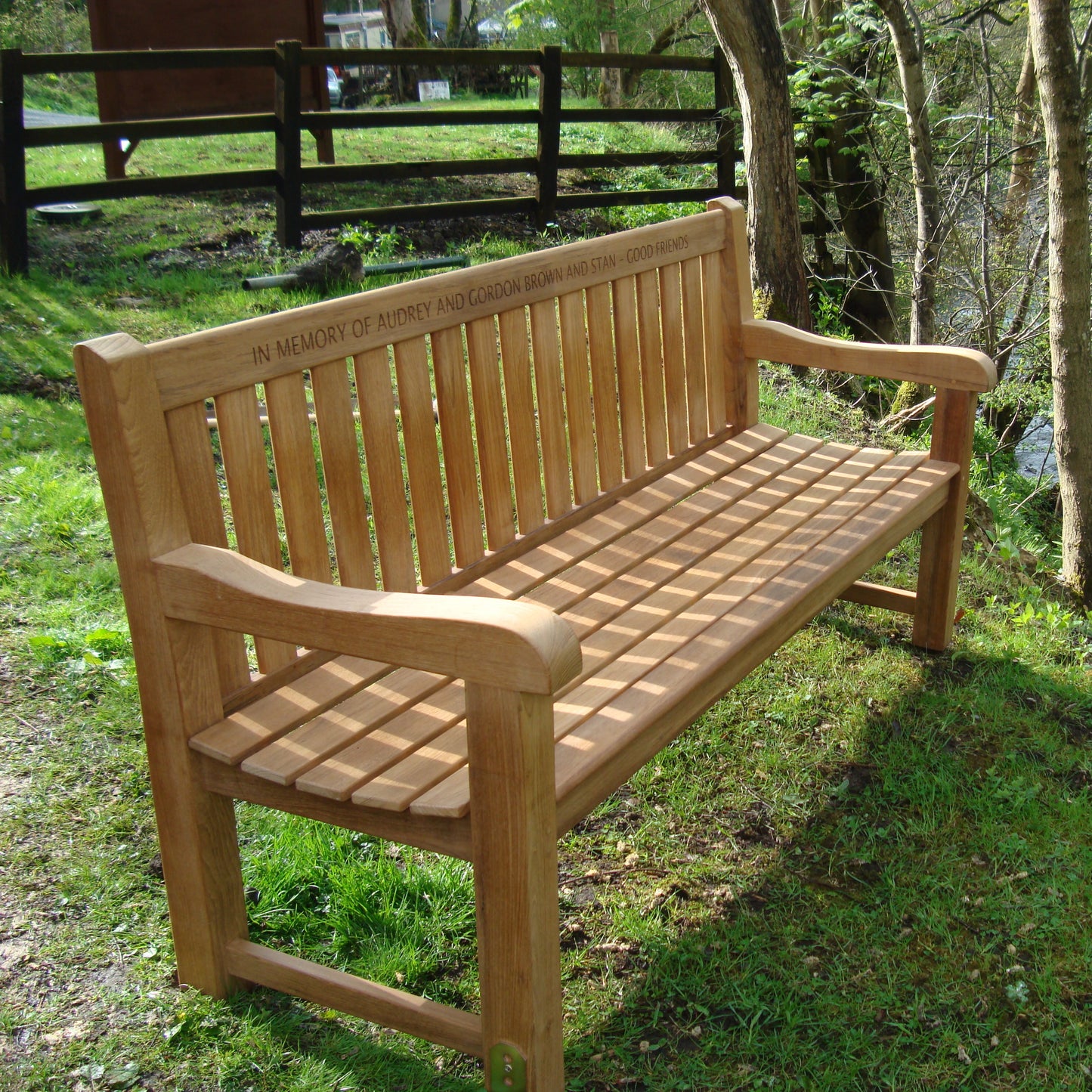 Britannia Memorial Bench 6ft Teak